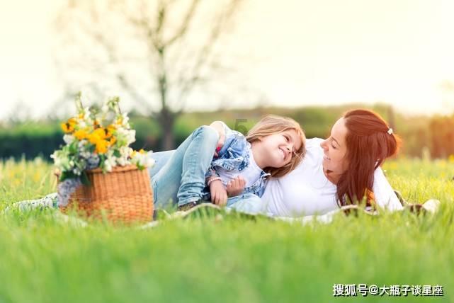 以军对加沙地带多个区域发动袭击